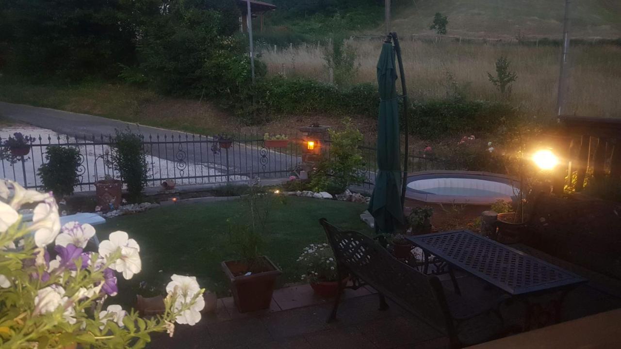 BeB Villa Sorriso San Benedetto Val di Sambro Exterior foto